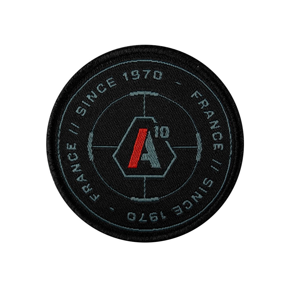 Patch SIGNATURE SINCE 1970 brodé gris béton/rouge